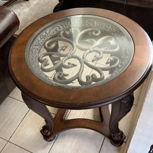 Coffee Table with End Table.
